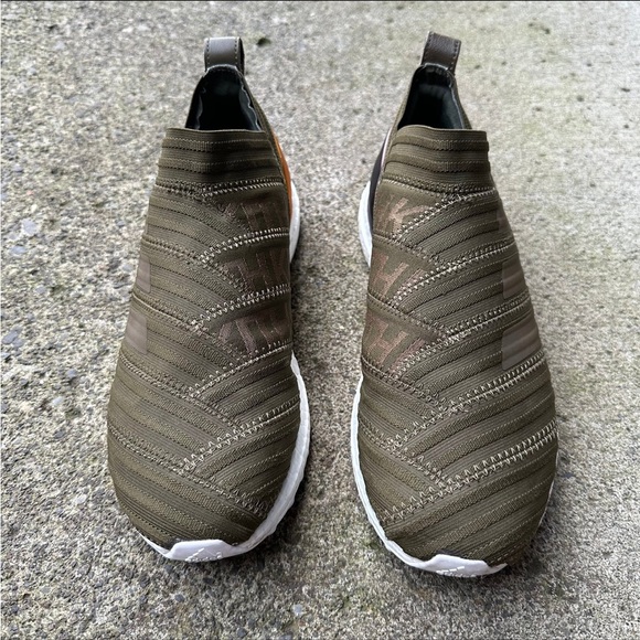 adidas Nemeziz Tango 17 UltraBoost Kith Rays Men’s 8.5 running casual minimalist - Picture 2 of 6